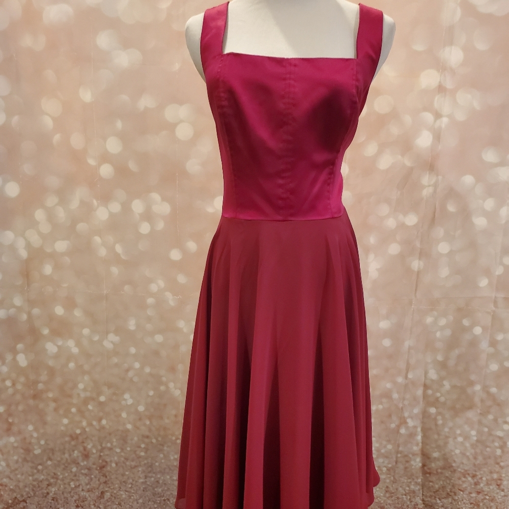 NWT Social Bridesmaid Sleeveless Cocktail Dress